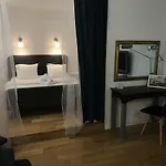 Apartman Arsenal *